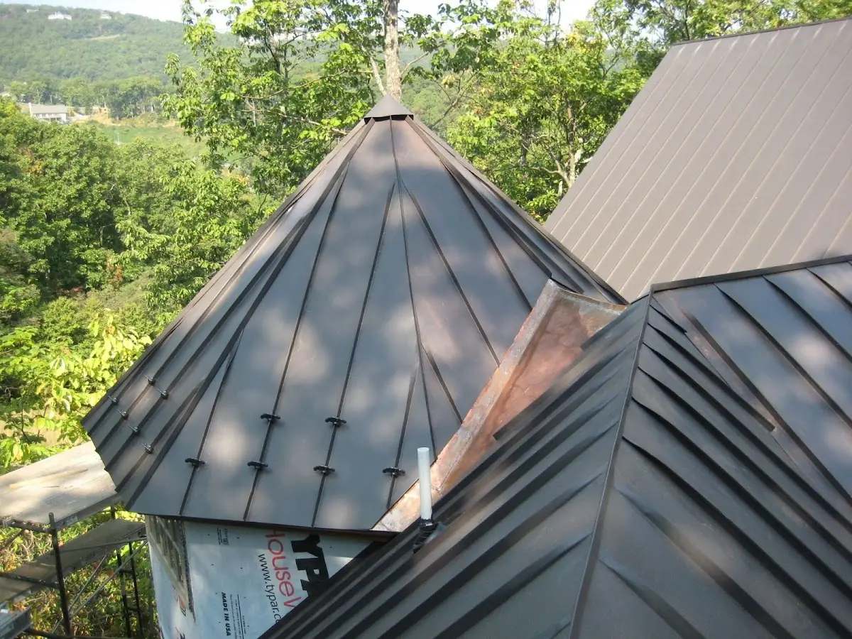 Professional Shingle Replacement & Repair by Craftsman Roofing in Parlier